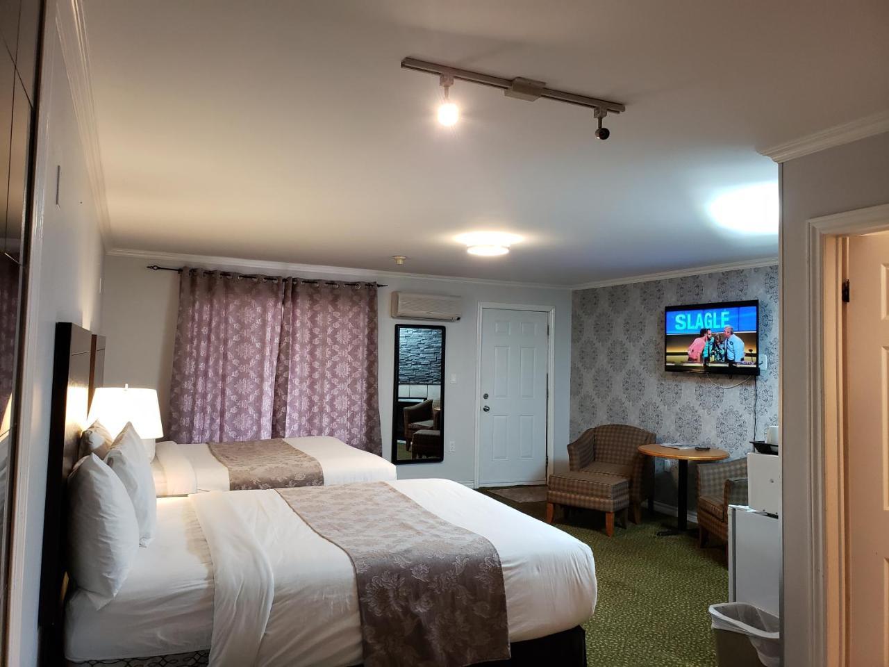 Regency Inn & Suites Корнуолл Экстерьер фото